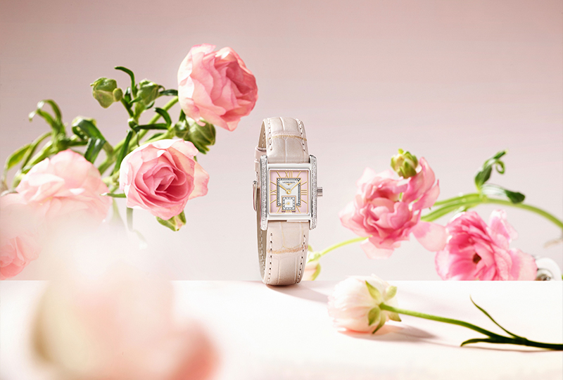 浪琴表甄选春日时计，以色彩邂逅烂漫春光